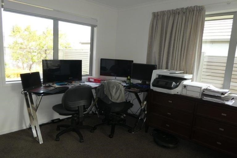 Photo of property in 4 Shipton Court, Lower Shotover, Queenstown, 9304