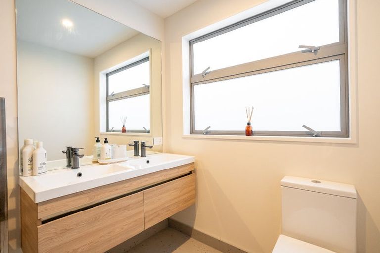 Photo of property in 75 Drysdale Road, Jacks Point, 9371