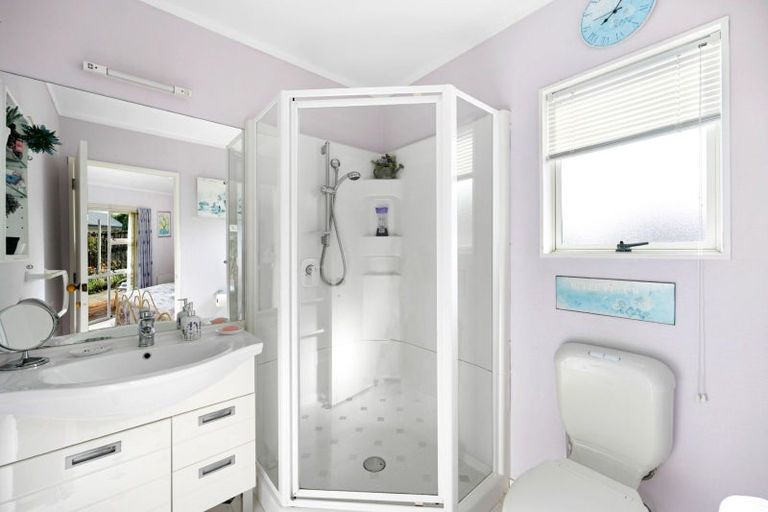 Photo of property in 53 Splitt Avenue, Glenview, Hamilton, 3206