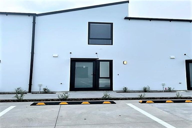 Photo of property in 8/302 Fitzgerald Avenue, Christchurch Central, Christchurch, 8013
