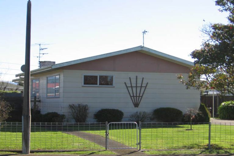 Photo of property in 13 Stout Street, Masterton, 5810