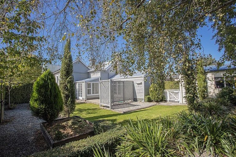 Photo of property in 31 Railway Esplanade, East Gore, Gore, 9710