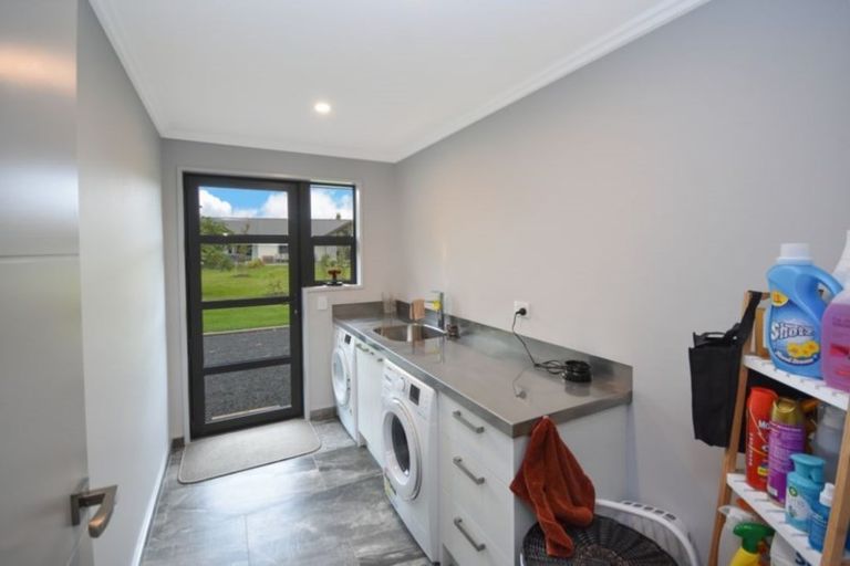 Photo of property in 1f Hoylake Street, Outram, 9019
