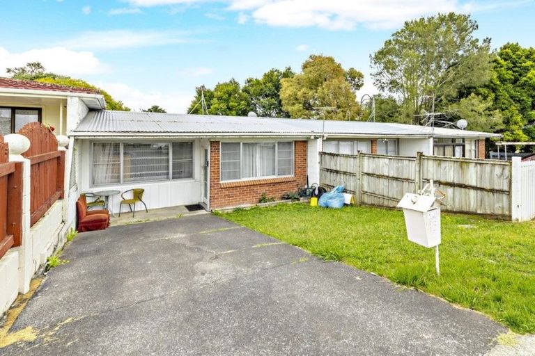 Photo of property in 2/43 Wyllie Road, Papatoetoe, Auckland, 2025