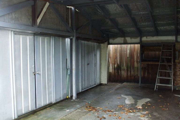 Photo of property in 4 Haynes Avenue, Upper Riccarton, Christchurch, 8041