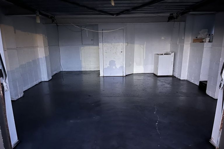 Photo of property in 16 Massine Place, Randwick Park, Auckland, 2105