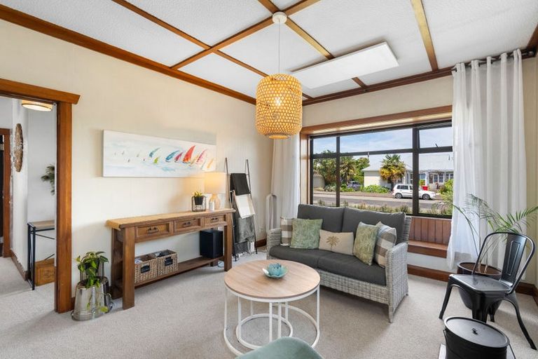 Photo of property in 32 York Street, Levin, 5510