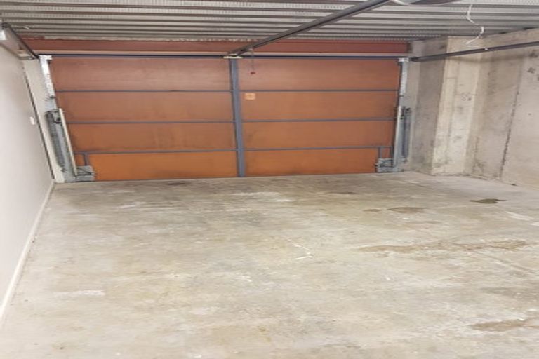 Photo of property in 146b Raroa Road, Aro Valley, Wellington, 6012