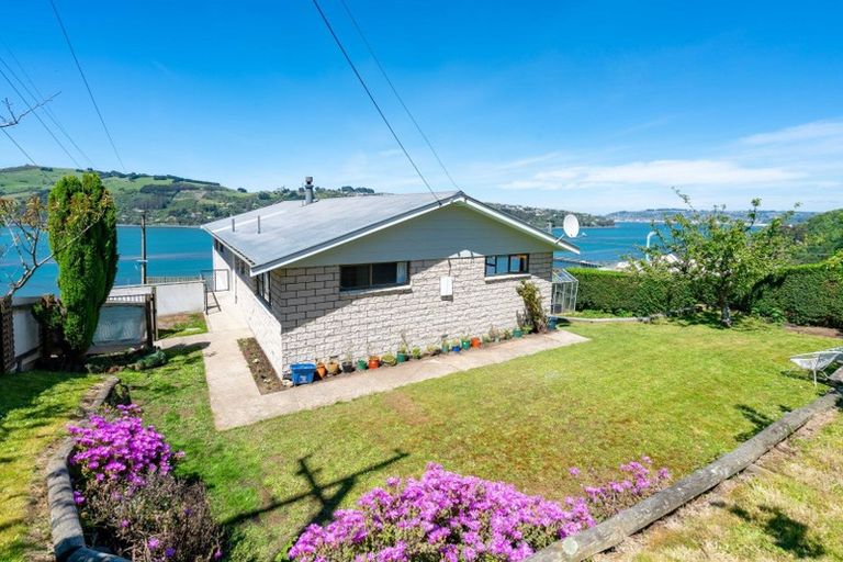 Photo of property in 46 Adderley Terrace, Ravensbourne, Dunedin, 9022