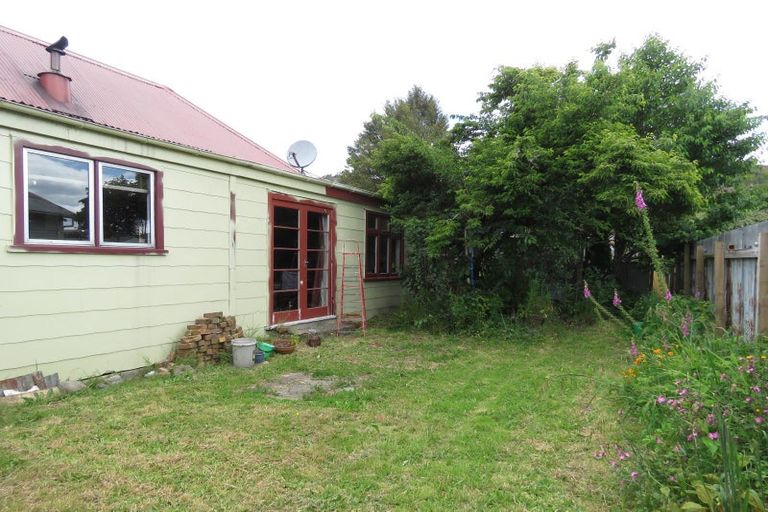 Photo of property in 69 Shiel Street, Reefton, 7830