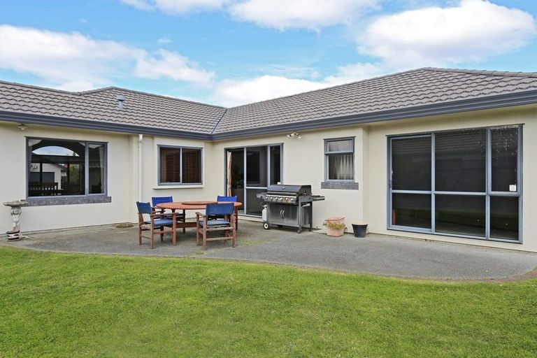 Photo of property in 10 Forbury Way, Taradale, Napier, 4112