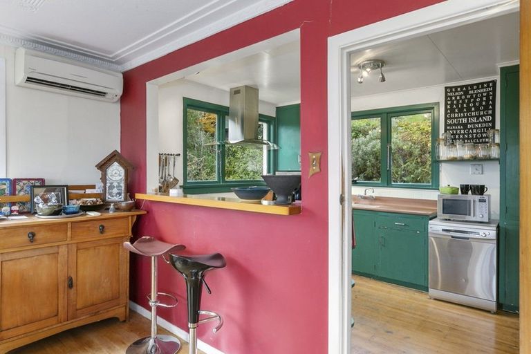 Photo of property in 26b Howard Street, Macandrew Bay, Dunedin, 9014