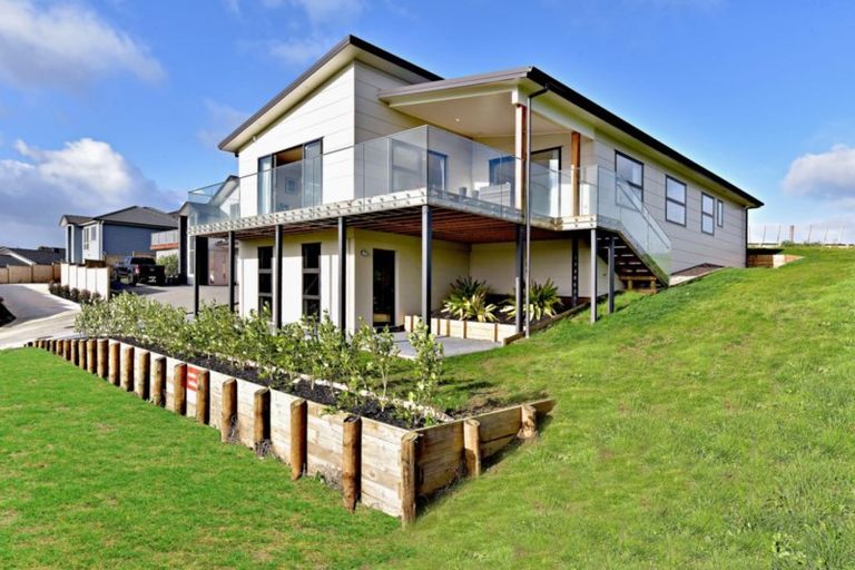 Photo of property in 54 Hillpark Drive, Pokeno, 2402