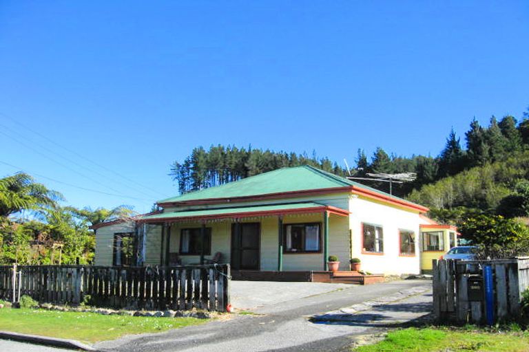 Photo of property in 260 Marsden Road, Greymouth, 7805