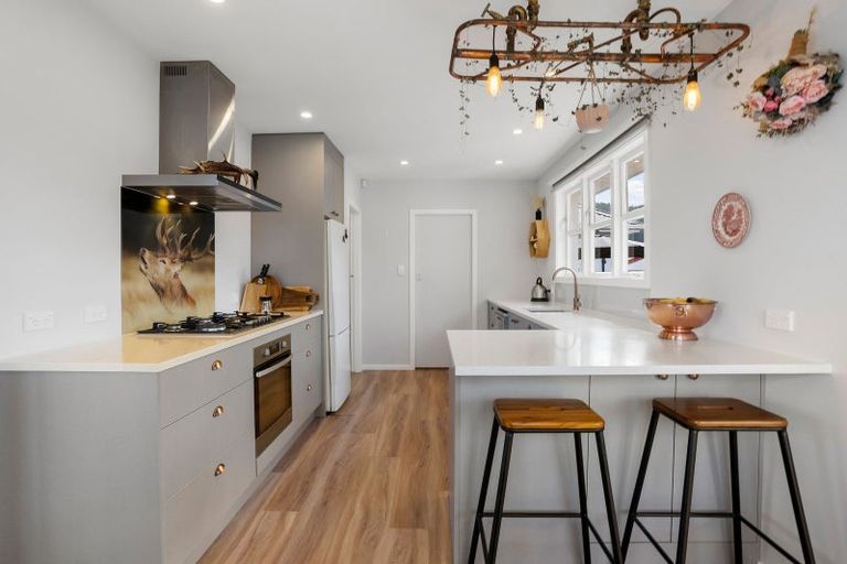 Photo of property in 89 Fraser Crescent, Elderslea, Upper Hutt, 5018