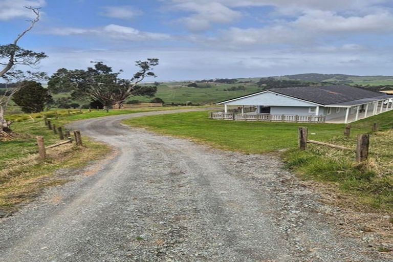 Photo of property in 137 Griffin Road, Maungaturoto, 0583