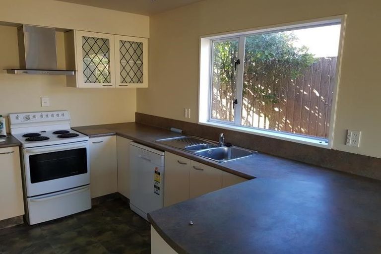 Photo of property in 8/10 Nanette Street, Upper Riccarton, Christchurch, 8041