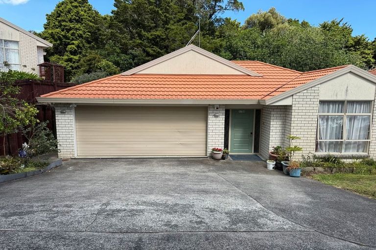 Photo of property in 1/36 De Havilland Drive, Goodwood Heights, Auckland, 2105
