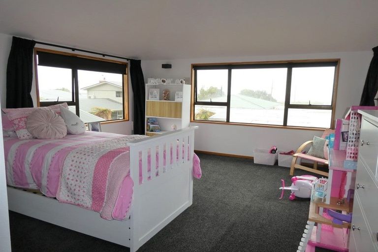 Photo of property in 14 Loris Place, Karoro, Greymouth, 7805