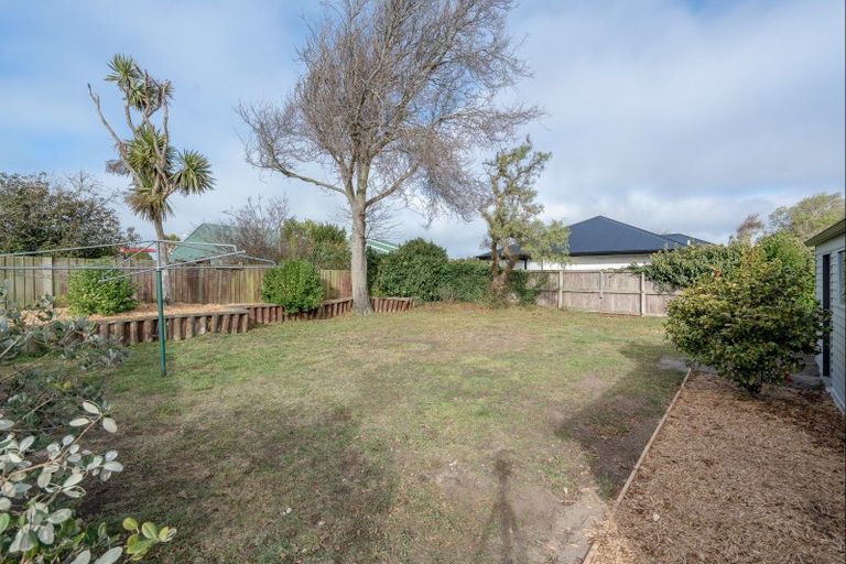 Photo of property in 470a Bower Avenue, Parklands, Christchurch, 8083
