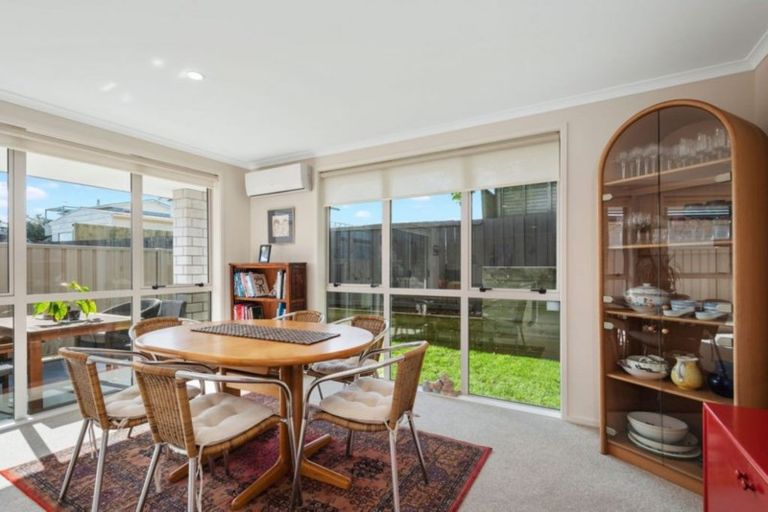 Photo of property in 15 Seashell Drive, Papamoa Beach, Papamoa, 3118