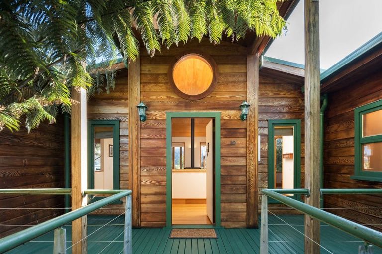 Photo of property in 19 Tara Bay Road, Te Mahia, Marlborough Sounds, 7282