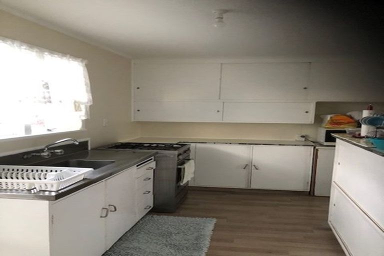 Photo of property in 54a Central Avenue, Papatoetoe, Auckland, 2025