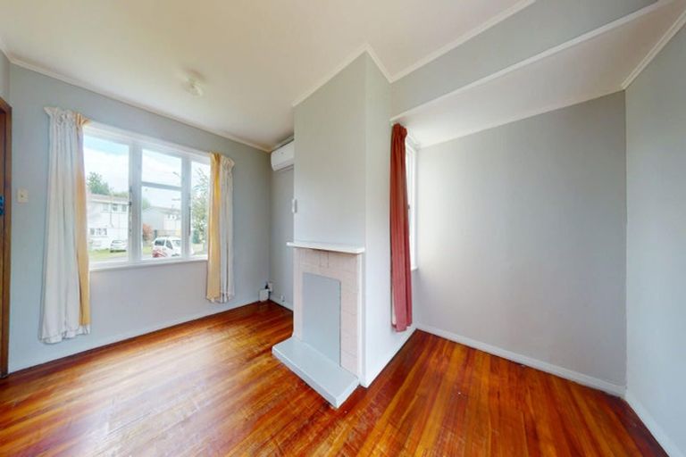 Photo of property in 1 Kotare Street, Aramoho, Whanganui, 4500