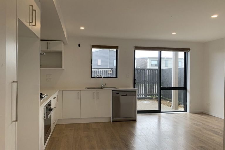 Photo of property in 49 Gecko Road, Hobsonville, Auckland, 0616