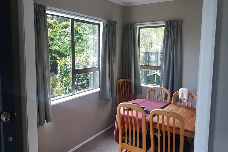 Photo of property in 38 Kapanui Road, Waikanae, 5036