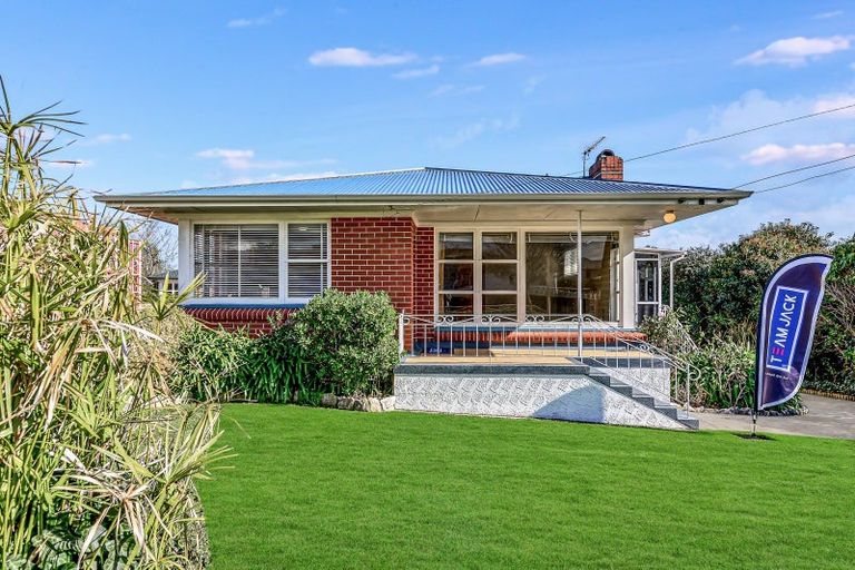 Photo of property in 99 Beerescourt Road, Beerescourt, Hamilton, 3200