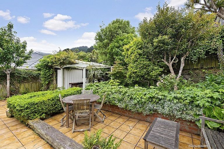 Photo of property in 110 Parkvale Road, Karori, Wellington, 6012