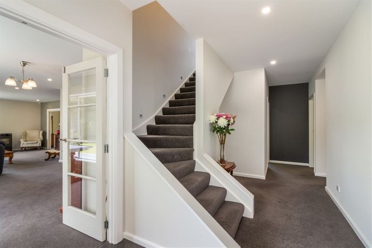 Photo of property in 633 Harewood Road, Harewood, Christchurch, 8051