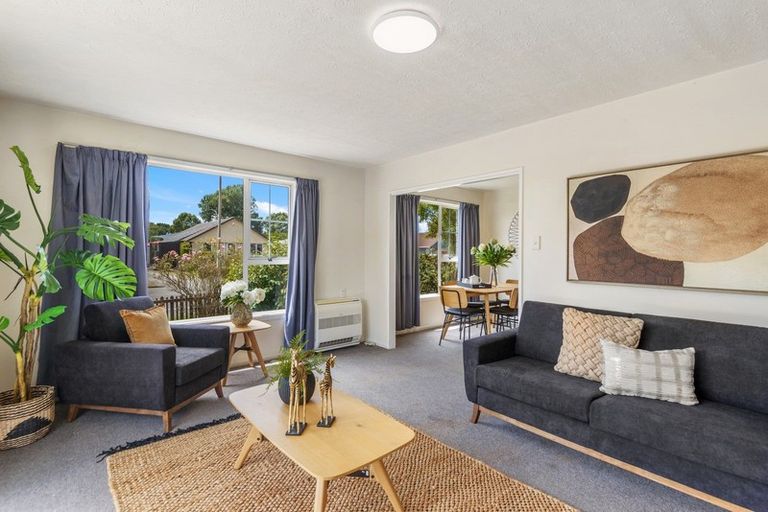 Photo of property in 472 Mairehau Road, Parklands, Christchurch, 8083