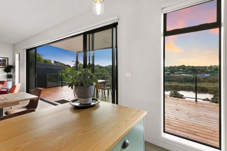 Photo of property in 62 Rarere Terrace, Kerikeri, 0230