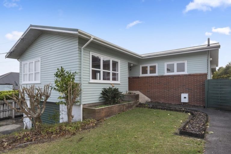 Photo of property in 41 Regent Street, Devonport, Auckland, 0624