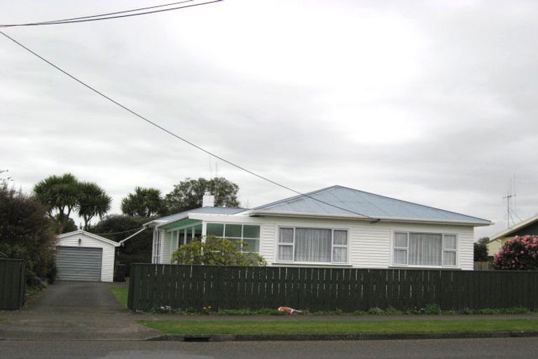 Photo of property in 25 Roosevelt Street, Levin, 5510