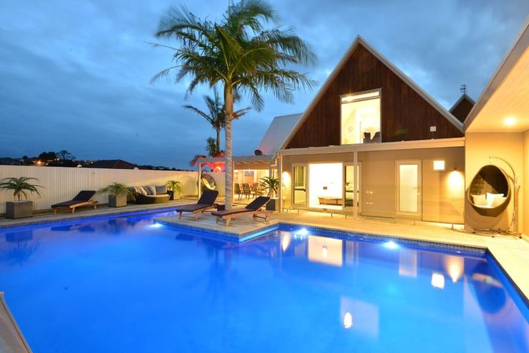 Photo of property in 6 Commodore Court, Gulf Harbour, Whangaparaoa, 0930