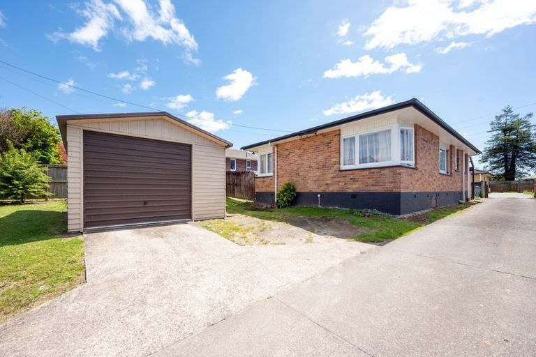Photo of property in 4 Milne Road, Mangakakahi, Rotorua, 3015