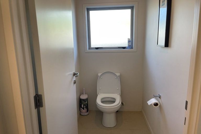 Photo of property in 4 Butterworth Crescent, Papamoa Beach, Papamoa, 3118