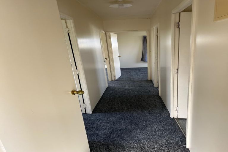 Photo of property in 2/29 Aeronautic Road, Takanini, 2112