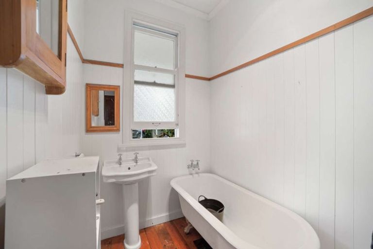 Photo of property in 119 Harris Street, Inner Kaiti, Gisborne, 4010