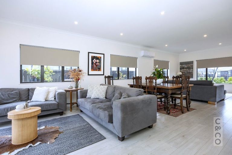 Photo of property in 58 Fruitlands Road, Kumeu, 0810