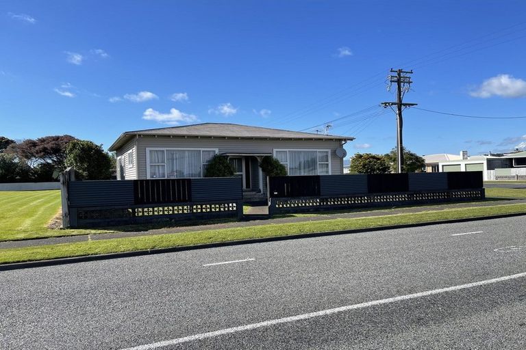 Photo of property in 93 Mclean Street, Waitara, 4320