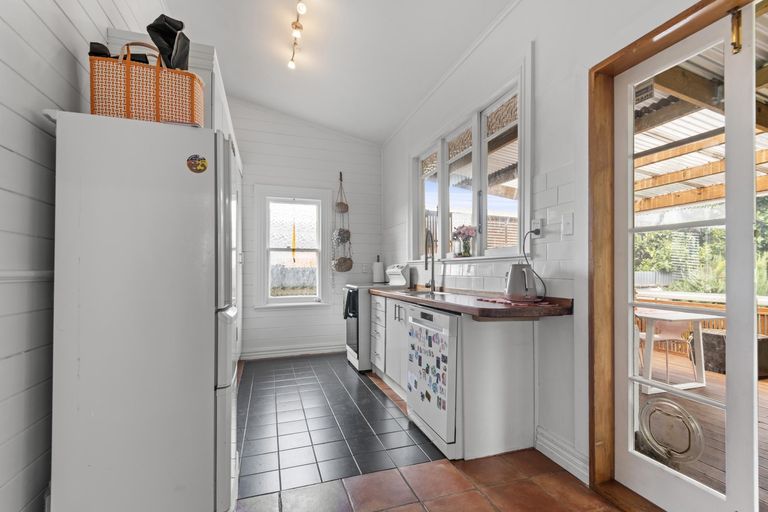 Photo of property in 52 Bourke Street, Palmerston North, 4410