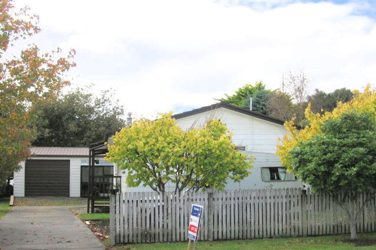 Photo of property in 7 Silverstone Place, Henderson, Auckland, 0612