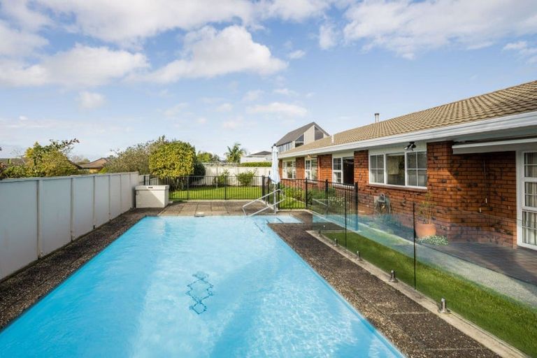 Photo of property in 12 Wilfred Street, St Andrews, Hamilton, 3200