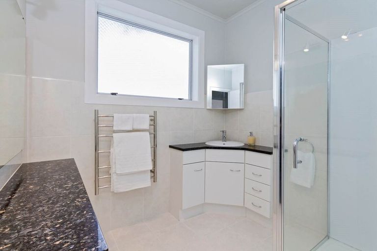 Photo of property in 11 Ayr Road, Pakuranga, Auckland, 2010