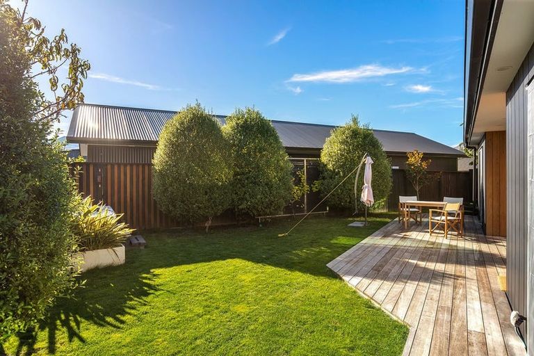 Photo of property in 18 Silver Street, Lower Shotover, Queenstown, 9304