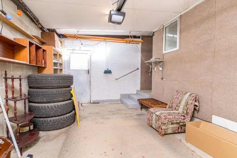 Photo of property in 14a Royal Crescent, Saint Kilda, Dunedin, 9012